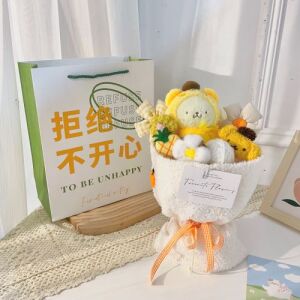 Sanrio Plush Bouquet Gift - Pompompurin