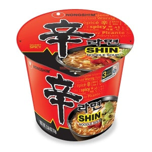 Nongshim Shin Spicy Noodle Soup 75g