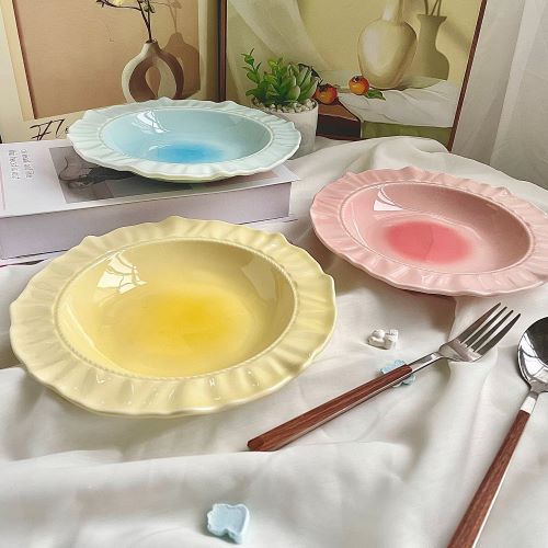 Cute Blush Gradient Ceramic Plate with Ruffled Edges - Yellow